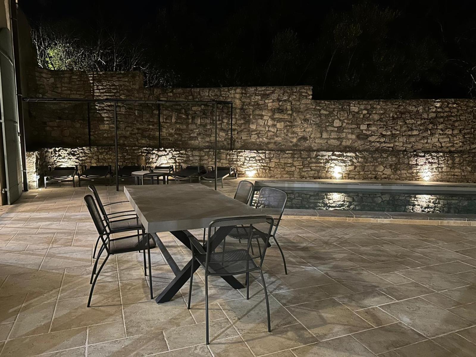 Appartement Avec Piscine Privee Dans Residence Pour 6 Personnes Uzès Eksteriør bilde