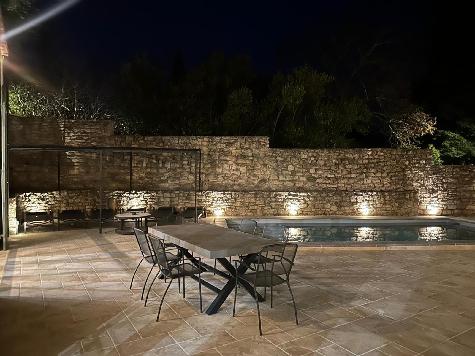 Appartement Avec Piscine Privee Dans Residence Pour 6 Personnes Uzès Eksteriør bilde